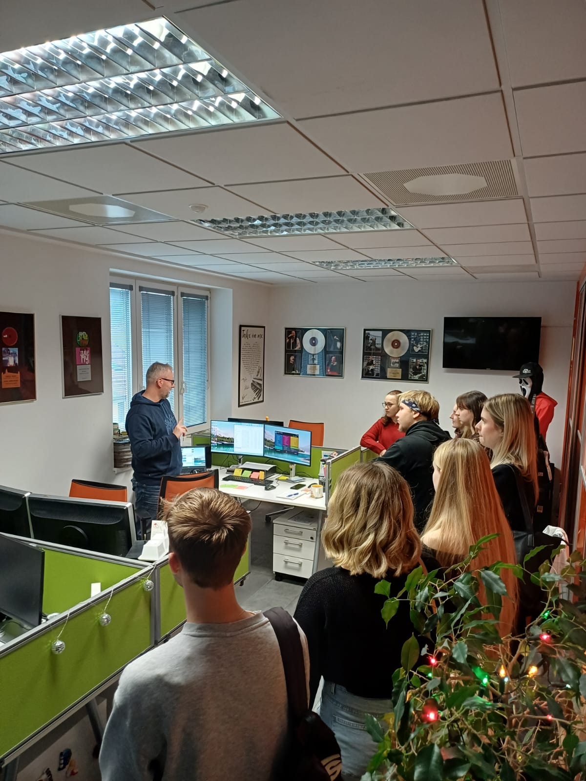 exkurzia v znamych slovenskych radiach 05