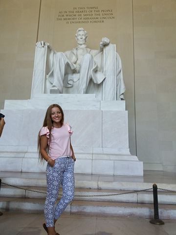 Obr.16 socha A. Lincolna Washington